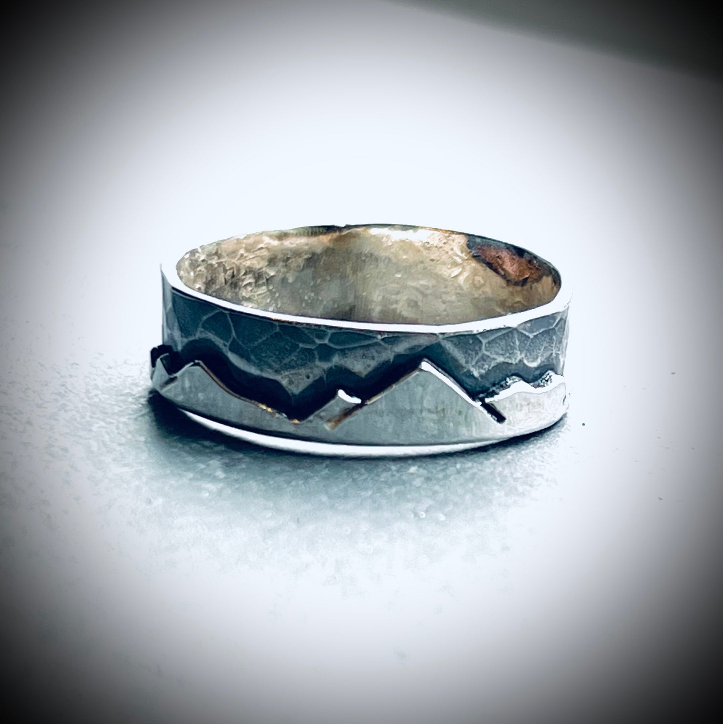 Mountain Range band Ring